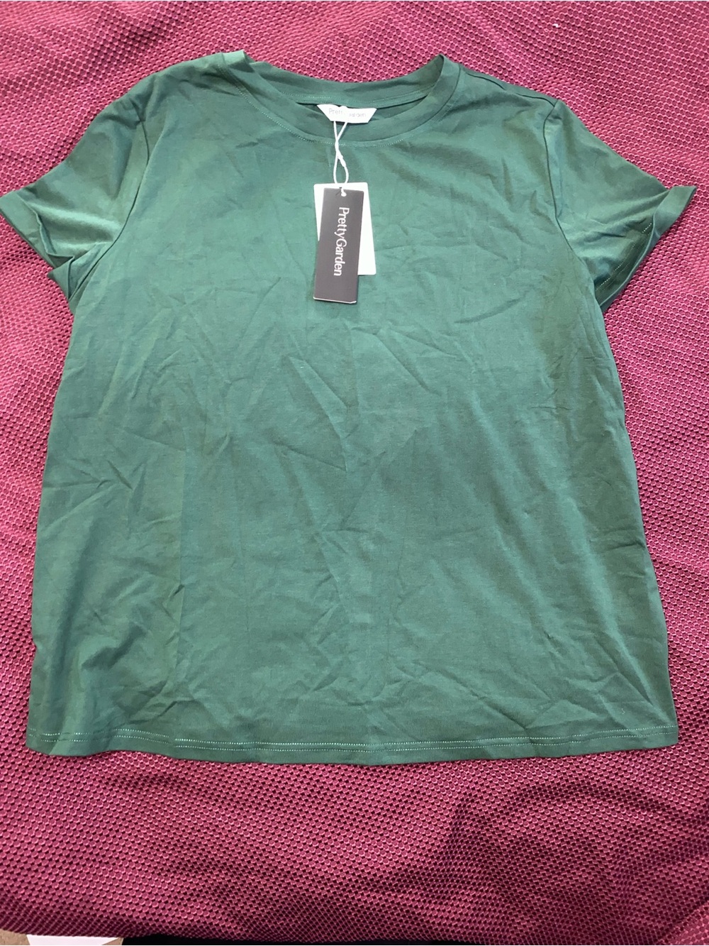 NWT PrettyGarden Casual Short Sleeve Crewneck T-Shirt Green Size L
